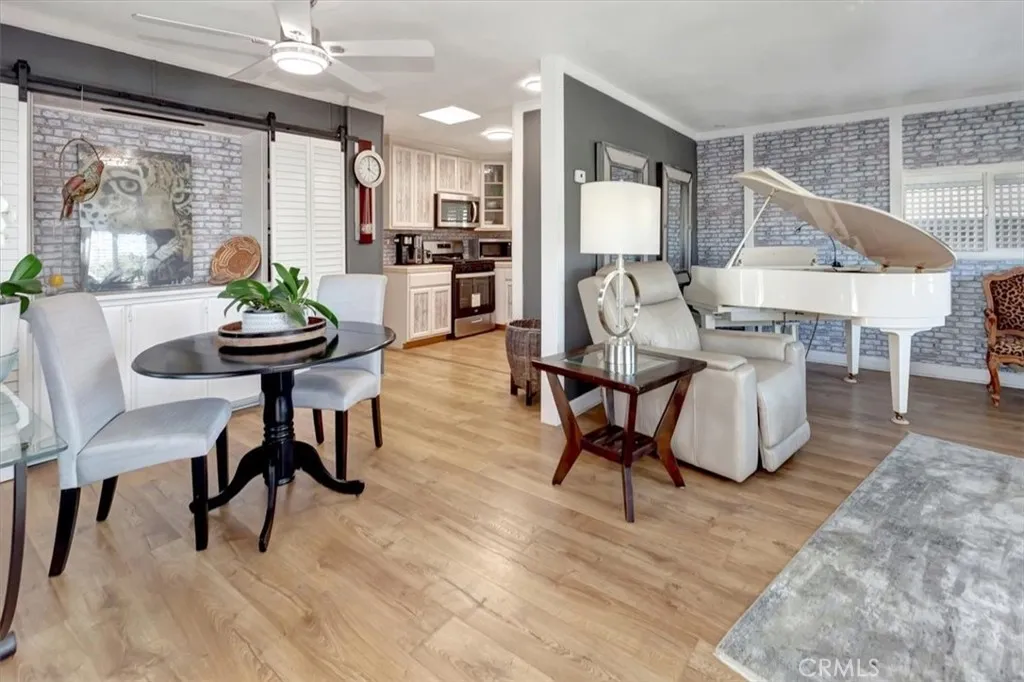 Costa Mesa, California 92627, United States, 2 Bedrooms Bedrooms, ,2 BathroomsBathrooms,Residential,Active,175277