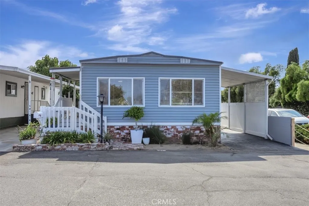 Costa Mesa, California 92627, United States, 2 Bedrooms Bedrooms, ,2 BathroomsBathrooms,Residential,Active,175277