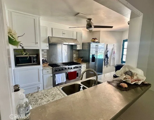 Costa Mesa, California 92627, United States, 2 Bedrooms Bedrooms, ,2 BathroomsBathrooms,Residential,Active,175277