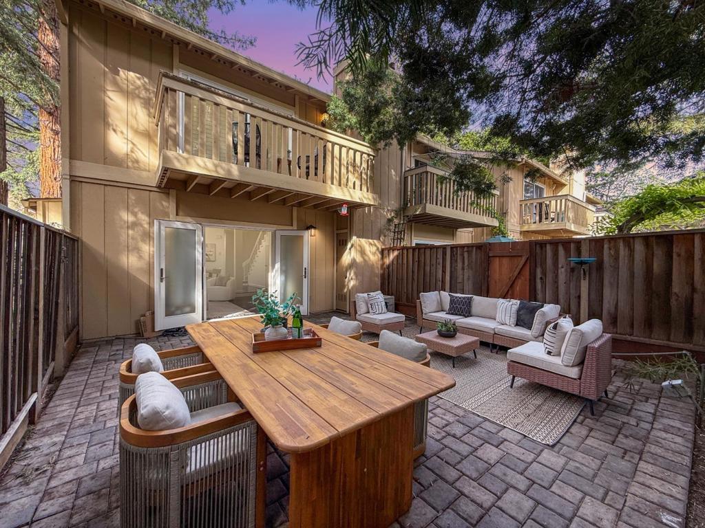 201 Flynn Avenue 13