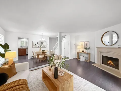 MLS: ML82040756