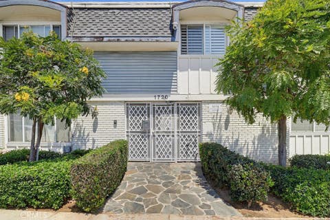Photo of 1720 Newport Avenue #2, Long Beach, CA 90804 (MLS # PW26138888)