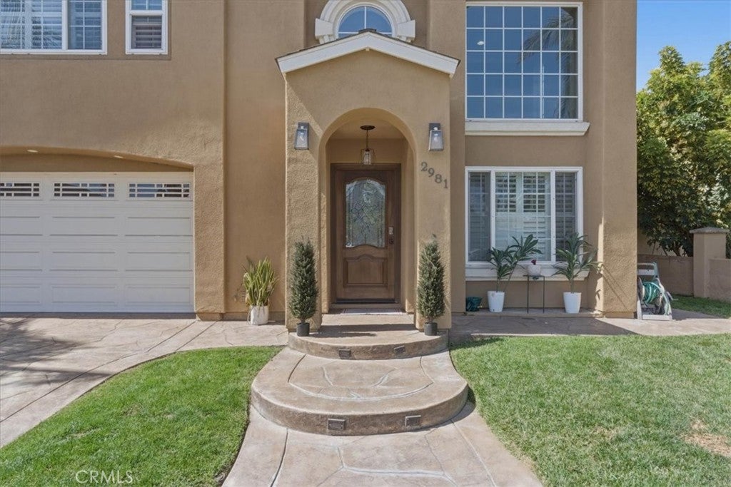 2981 Chavez