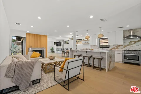 5253 Buffalo Avenue, Sherman Oaks, CA 91401 - MLS#: 26969247