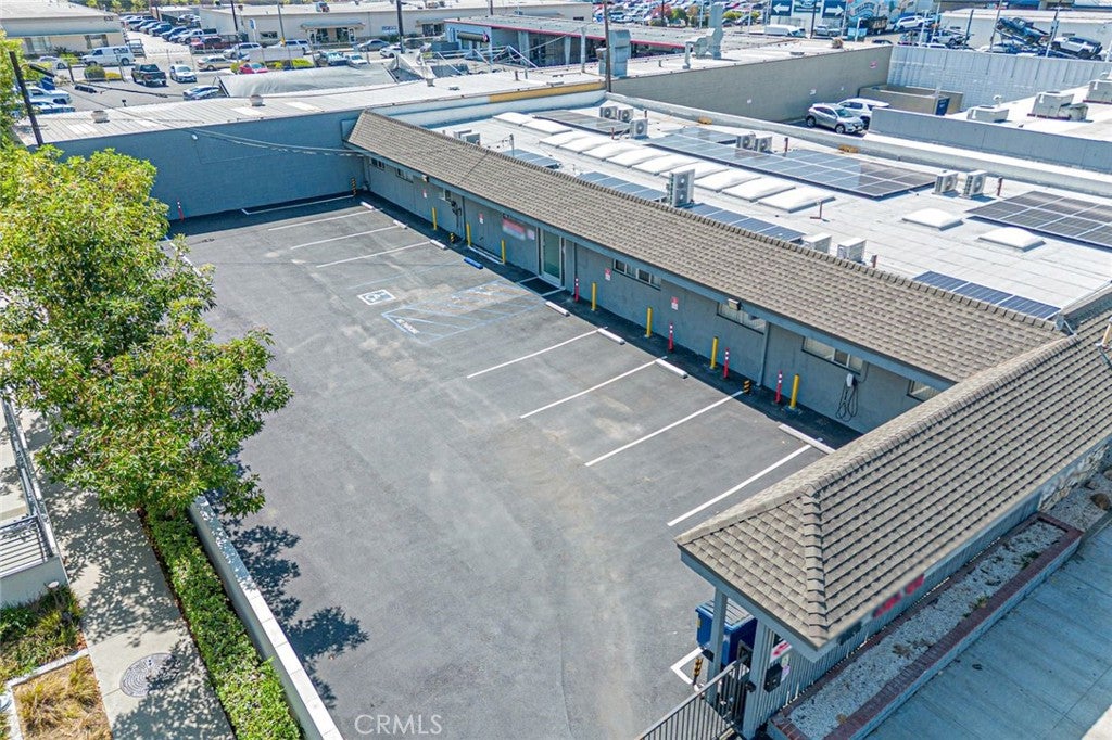 Properties 3 626 W Commonwealth Avenue