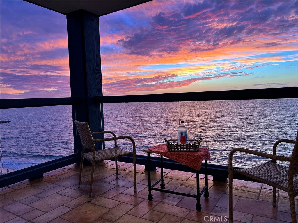 575 Esplanade 307