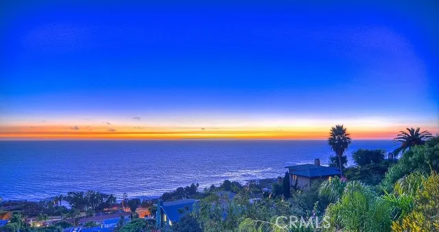Laguna Beach, California 92651, United States, 4 Bedrooms Bedrooms, ,4 BathroomsBathrooms,Residential,Active,109598