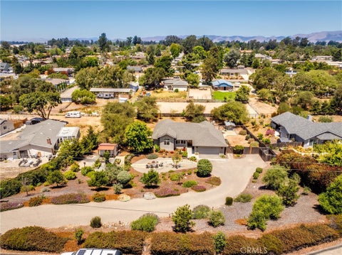 Photo of 290 Casa Real Place, Nipomo, CA 93444 (MLS # PI26152738)