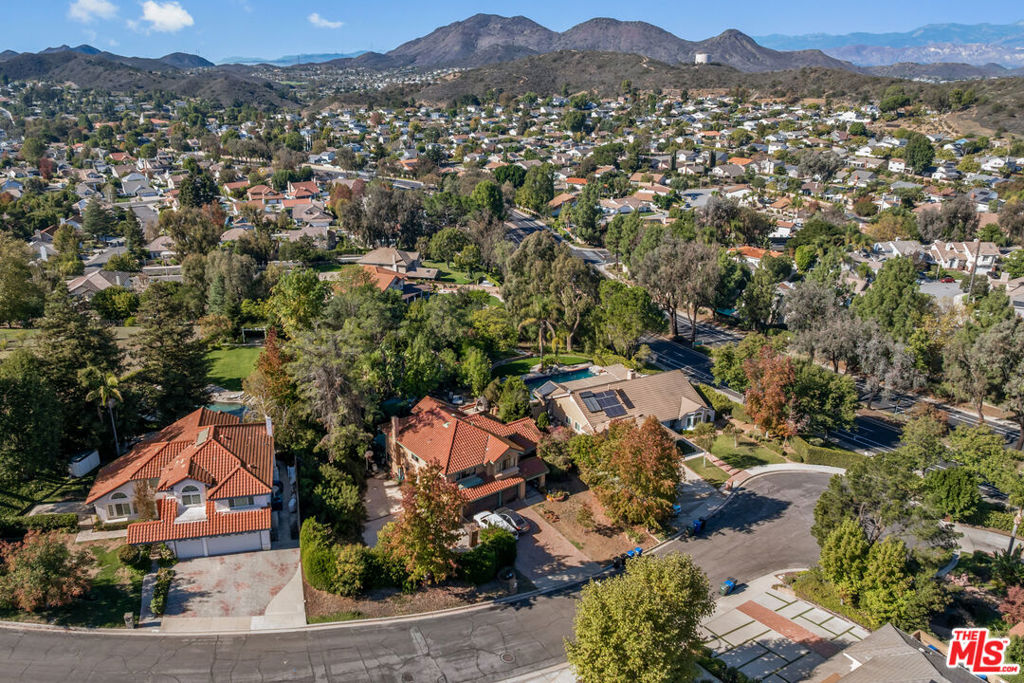 947 Golden Crest Avenue