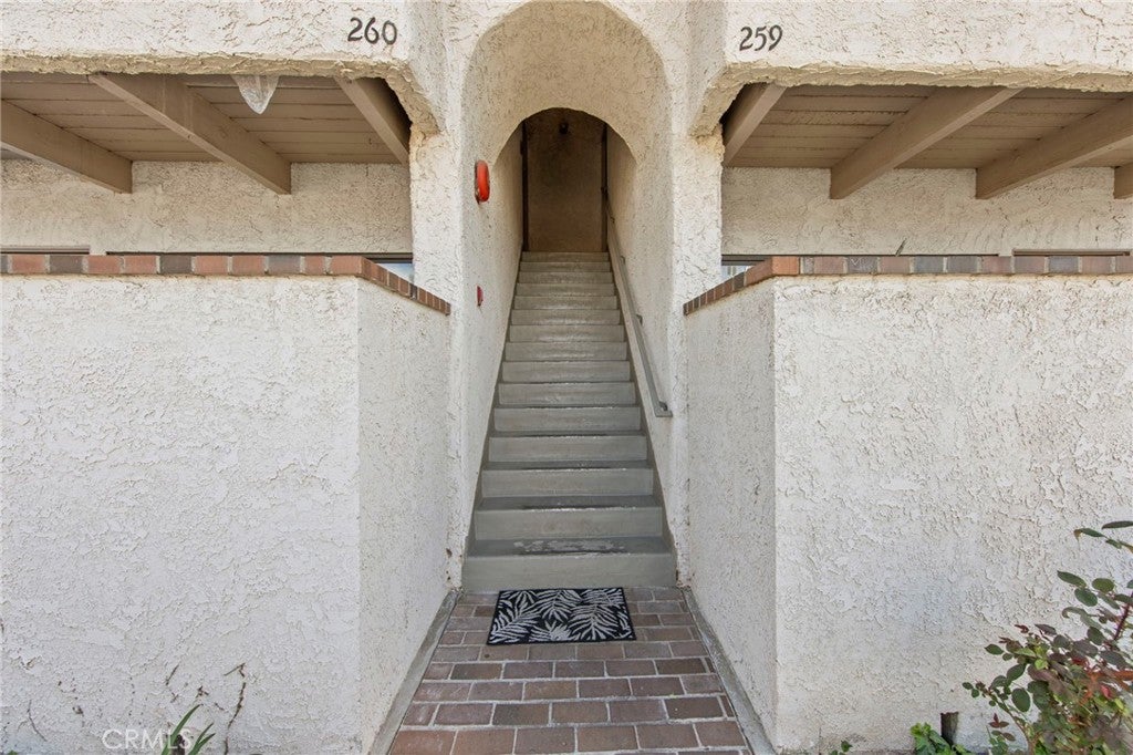 25027 Peachland Avenue 260