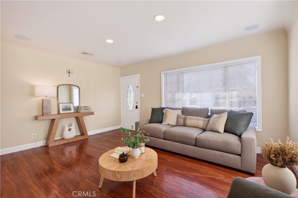 6127 Adenmoor Avenue