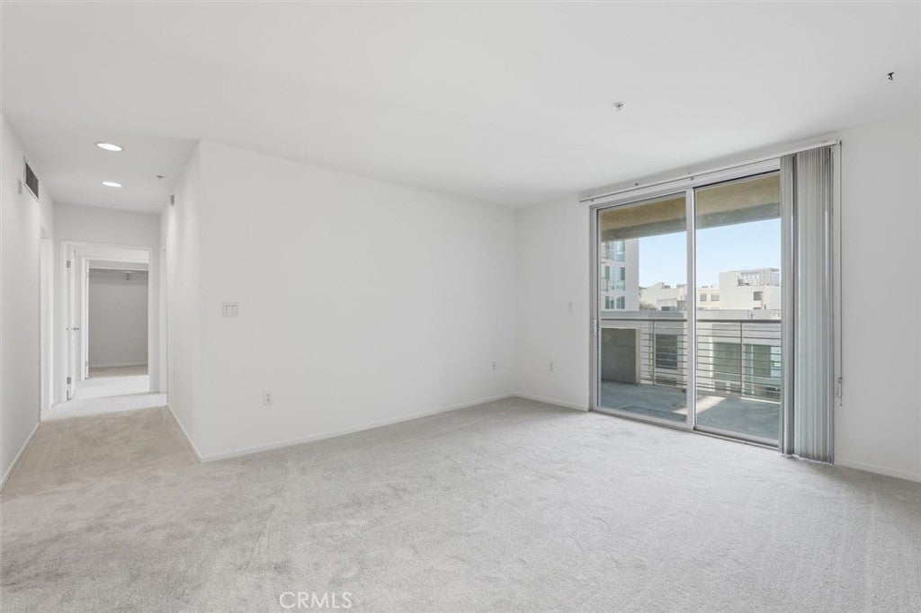 267 S San Pedro 315