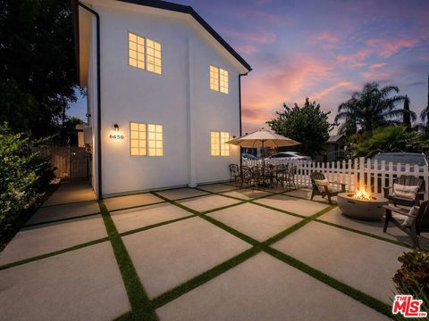 Photo of 6650 Valley Circle Boulevard, West Hills, CA 91307 (MLS # 26840715)
