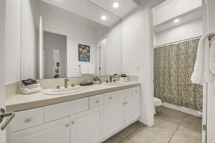 Montage at Santa Rosa - Residential