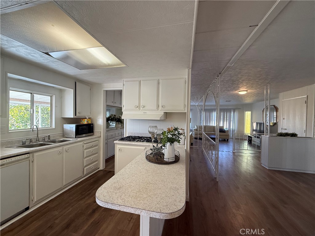 1201 W Valencia Drive #146