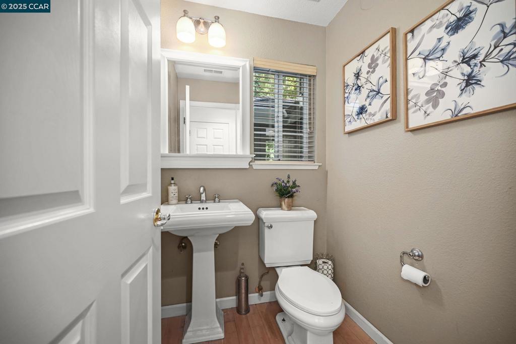 DANVILLE OAKS - Residential
