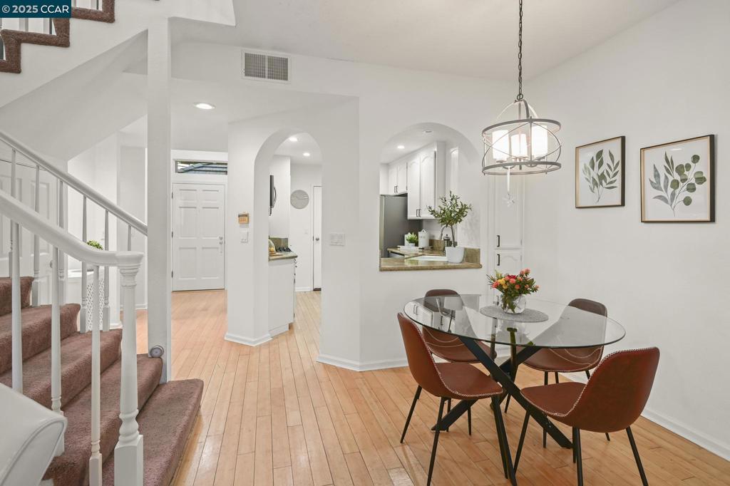 DANVILLE OAKS - Residential