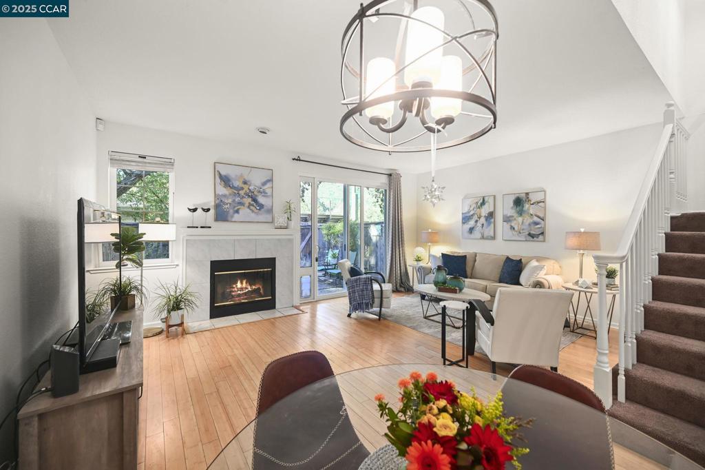 DANVILLE OAKS - Residential