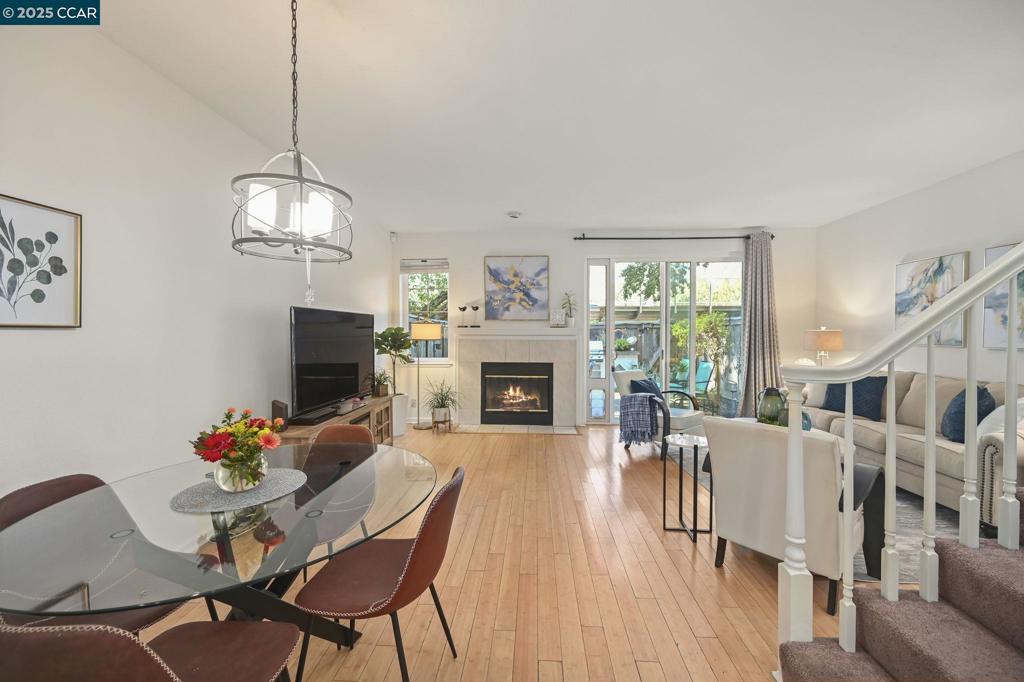 DANVILLE OAKS - Residential