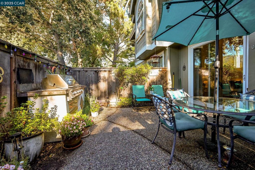 DANVILLE OAKS - Residential