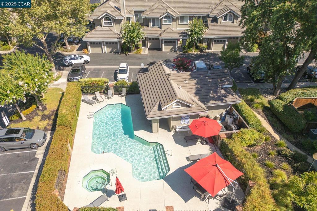 DANVILLE OAKS - Residential