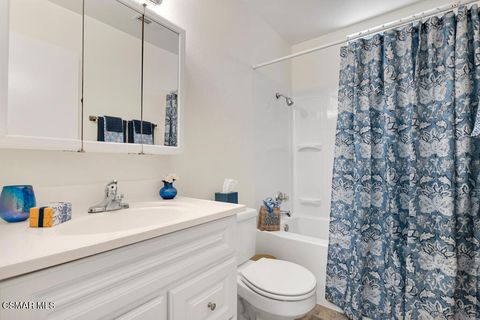 Tiny photo for 716 Bismark Avenue W, Ventura, CA 93004 (MLS # 226003082)