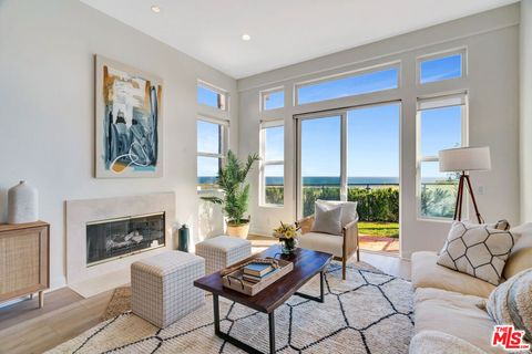 Photo of 6412 Lunita Road, Malibu, CA 90265 (MLS # 26632509)