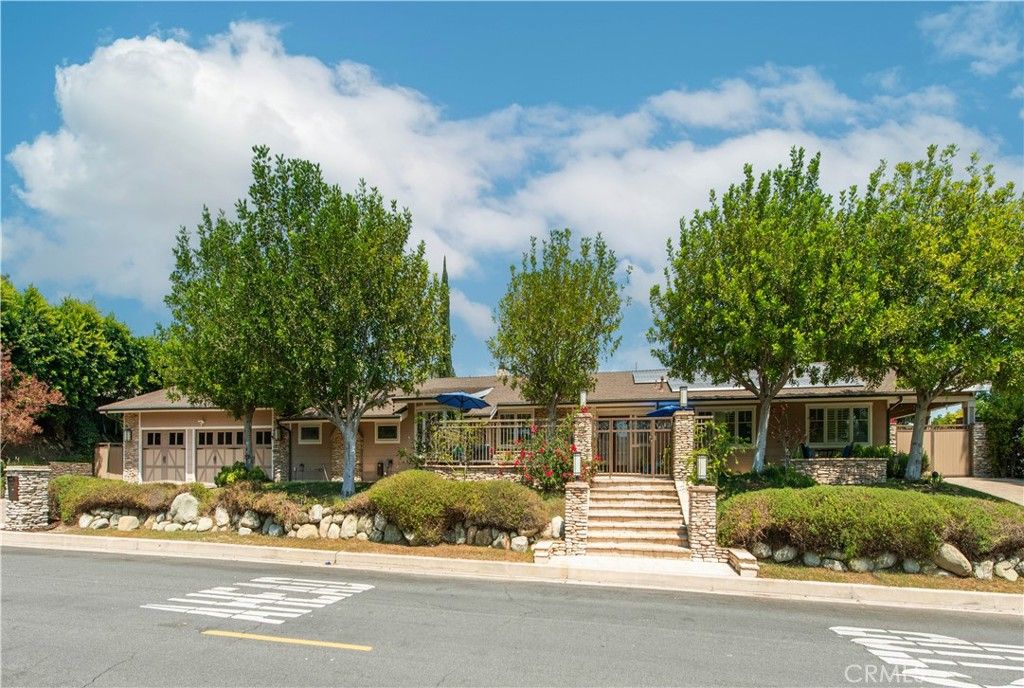 Photo of 16426 Knollwood Drive, Granada Hills, CA 91344 (MLS # SR25170945)