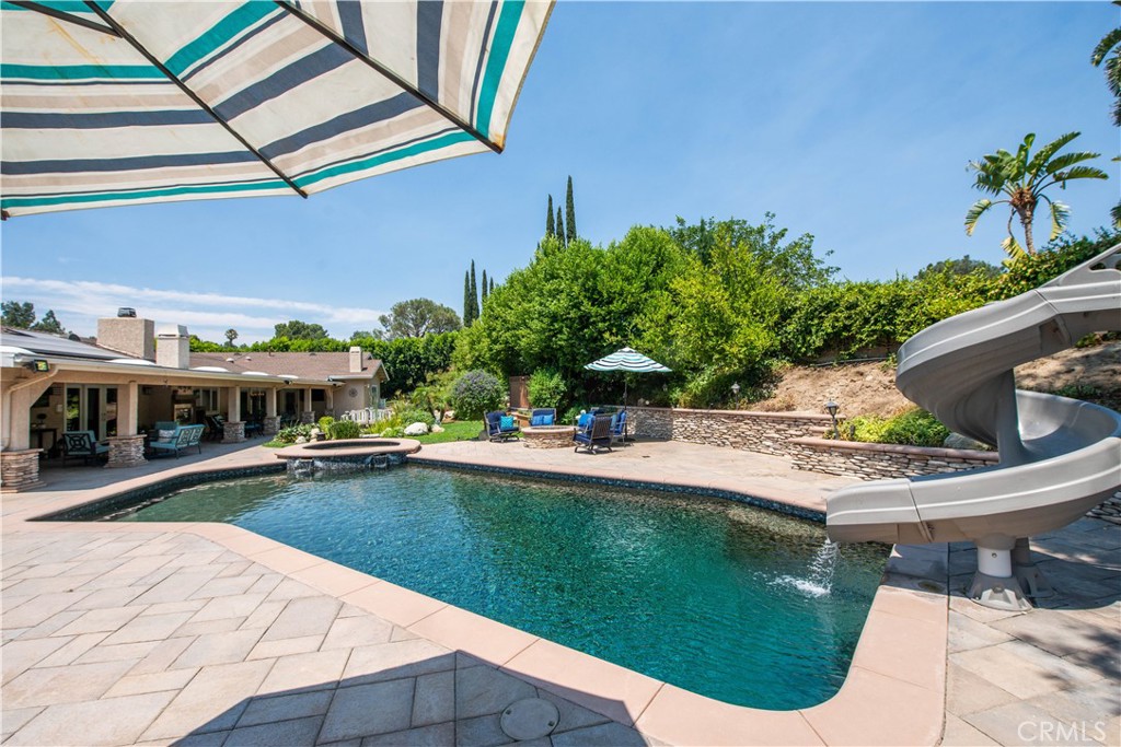 Properties 2 16426 Knollwood Drive