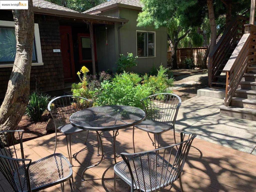 DOWNTOWN - Residential Income