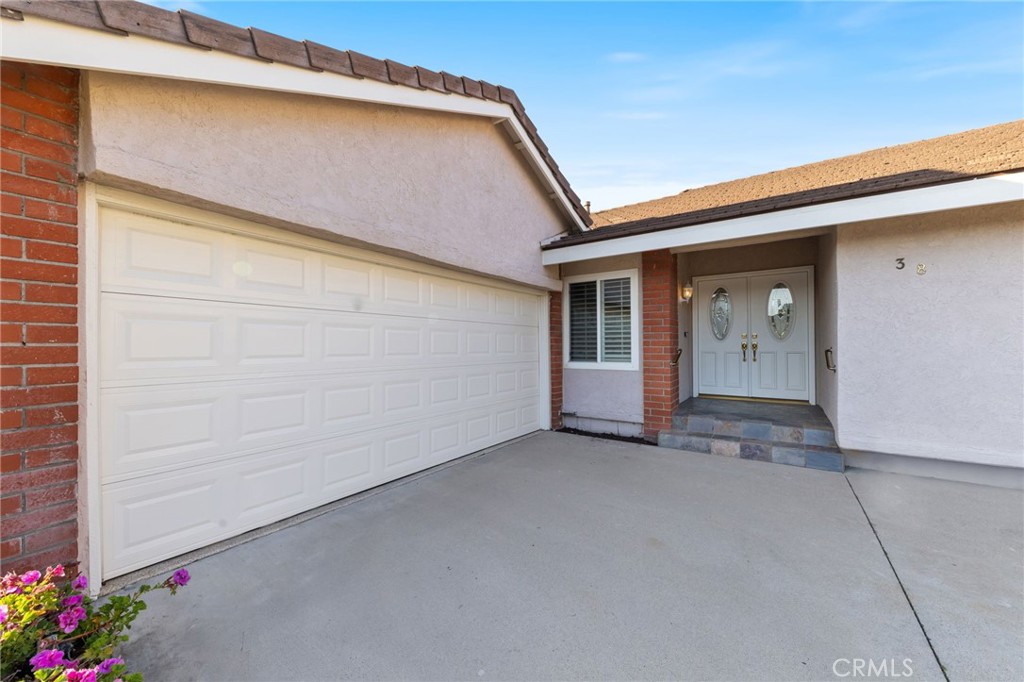 38 Deerwood E