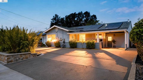 Photo of 1620 East Ave, Hayward, CA 94541 (MLS # 41148364)