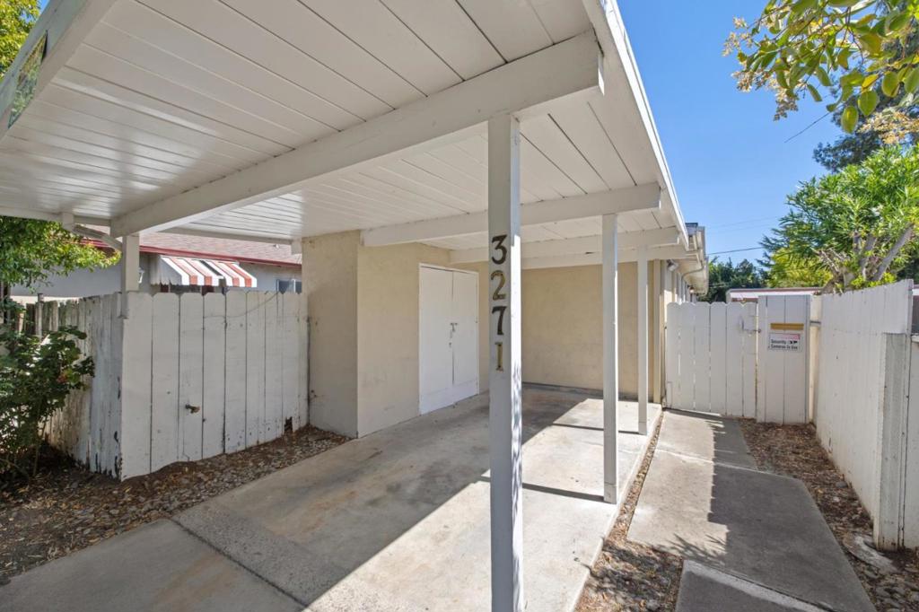 Lowest Priced Single-Family Home in Palo Alto! This is your chance to own a charming 3-bedroom, 2-bath home in one of Silicon Valleys most desirable cities. This property offers incredible potential in a prime, convenient Palo Alto location. Enjoy access to award-winning Palo Alto schools, Stanford University and a vibrant community that's close to shopping, restaurants, Palo Alto downtown and freeways. Whether you're a first-time buyer or savvy investor, bring your imagination and personal touch to transform this home and make it truly yours. Don't miss out on this rare opportunity!