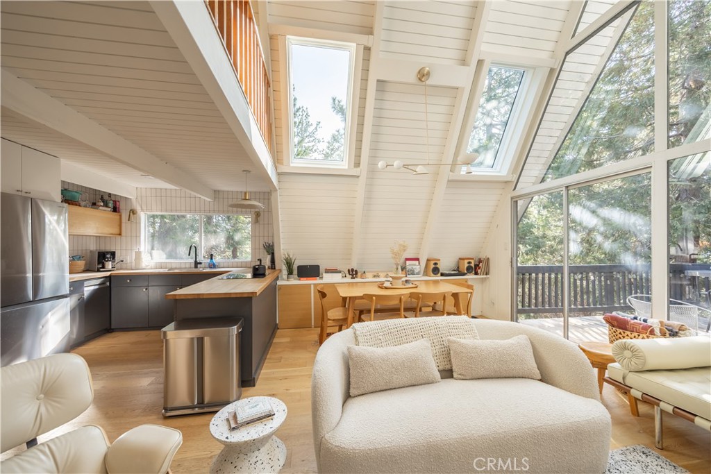 Arrowhead Woods (AWHW) - Residential