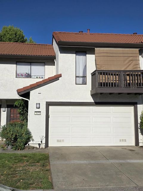 Photo of Gilroy, CA 95020 (MLS # ML82055494)