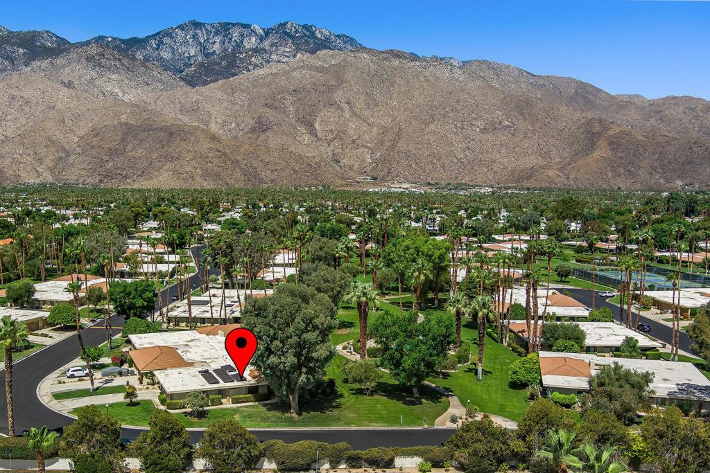 2490 Oakcrest Drive