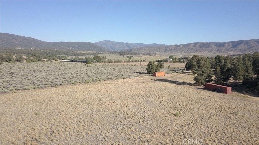 16469 Curtis Trail