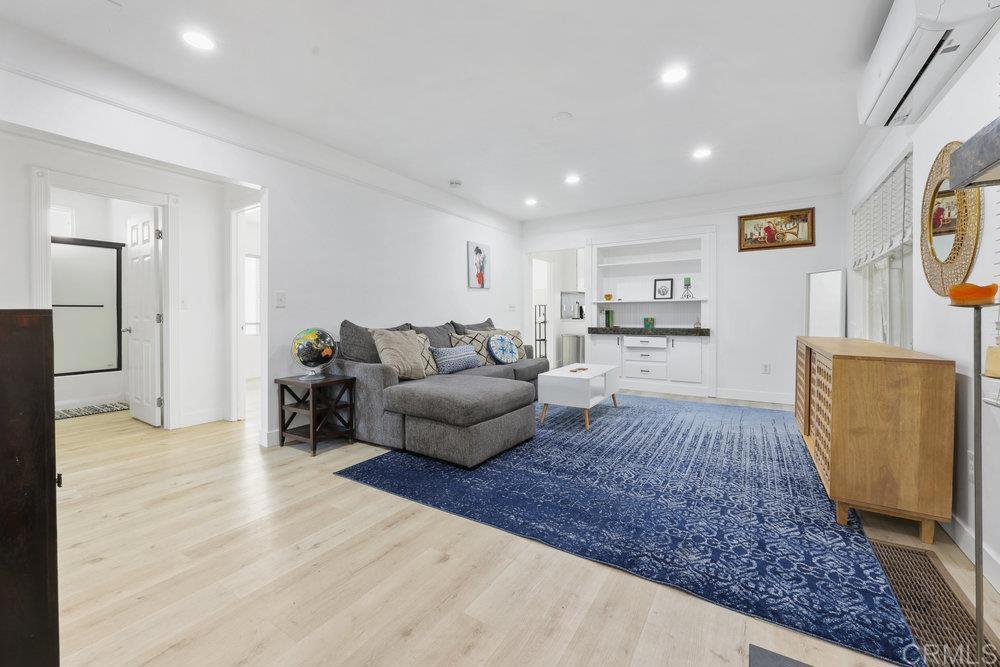 4259 61 Maryland Street