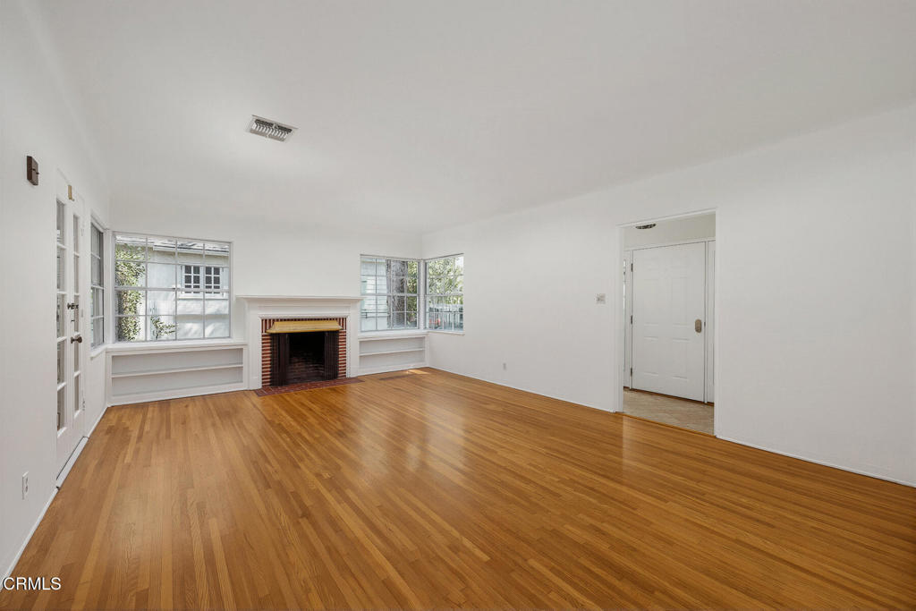 321 S Griffith Park Drive
