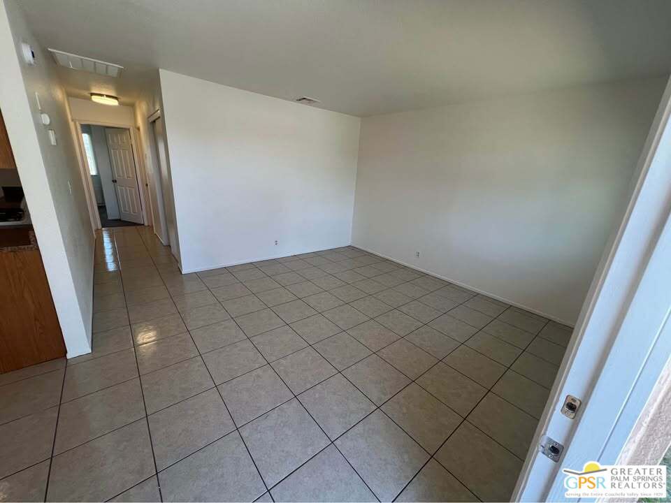 11925 - Residential Income