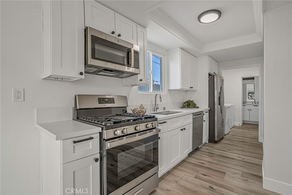 4543 W 168th Street