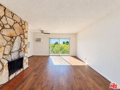 Photo of 11081 Rose Avenue #19, Los Angeles, CA 90034 (MLS # 26103891)