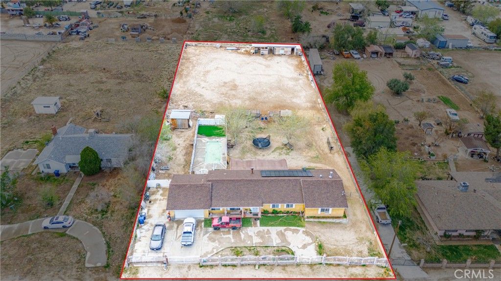 Photo of 8806 E Avenue T14, Littlerock, CA 93543 (MLS # DW25238147)