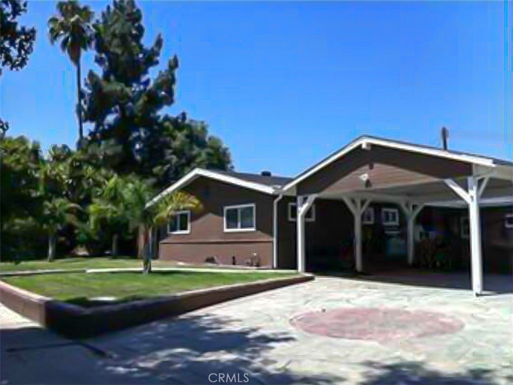 Woderful 4 bedroom, 3 full bath spacious home. Open cooks kitchen with gleaming granite counters and breakfast bar overlooking great room! Stainless steel appliances , ceramic tile floors, smooth ceilings, recessed lights and bay window! Master suite with walk-in closet, huge master bath with Jacuzzi tub, oversized sit down, stand alone (or with a friend!) shower. Large separate laundry room. Backyard features beautiful lawn space, covered patio with stamped concrete finish. Don't miss it!