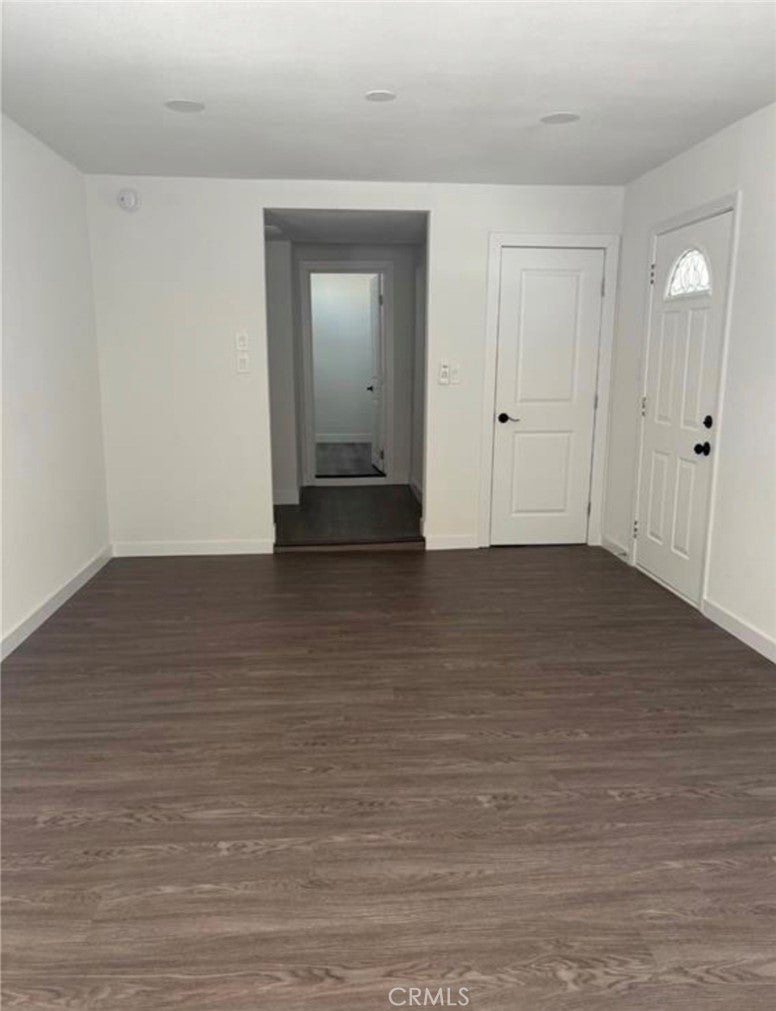 435 S 1st