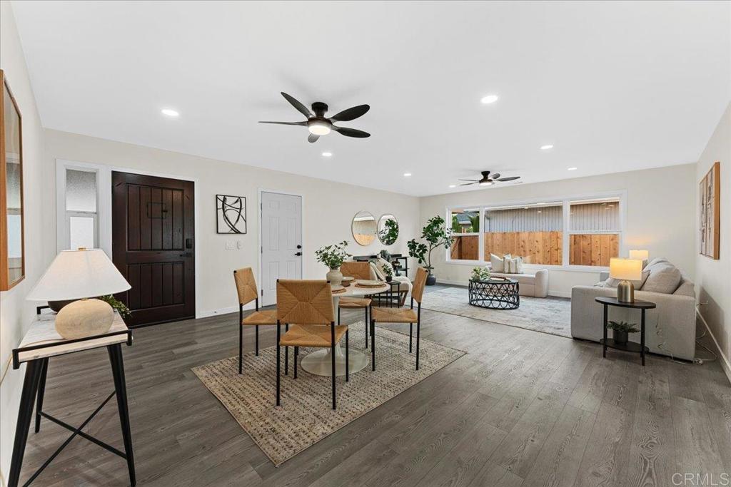 8611 Carlton Oaks Dr