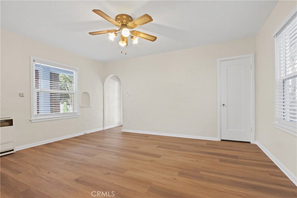 418 W 40th Street