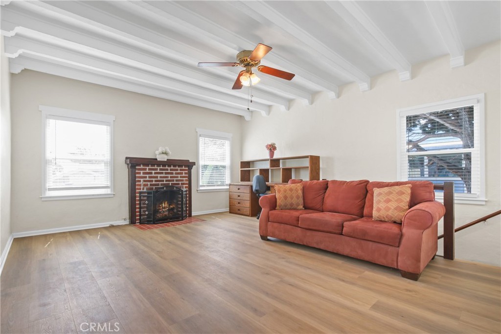 418 W 40th Street