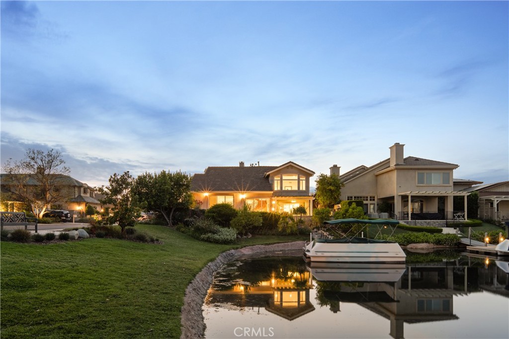 Westlake Island (711) - Residential