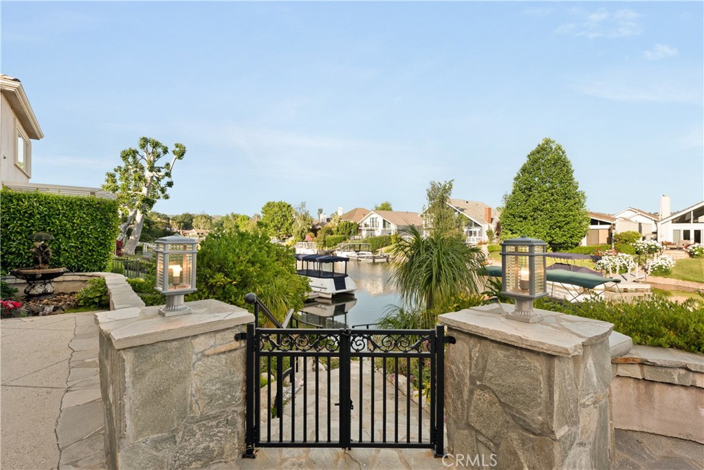 Westlake Island (711) - Residential